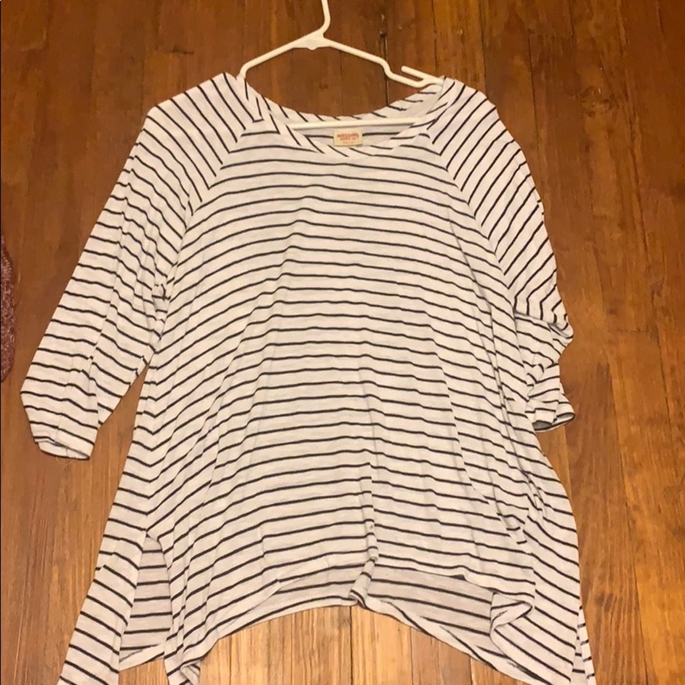 Mossimo 3/4 sleeve shirt size XL